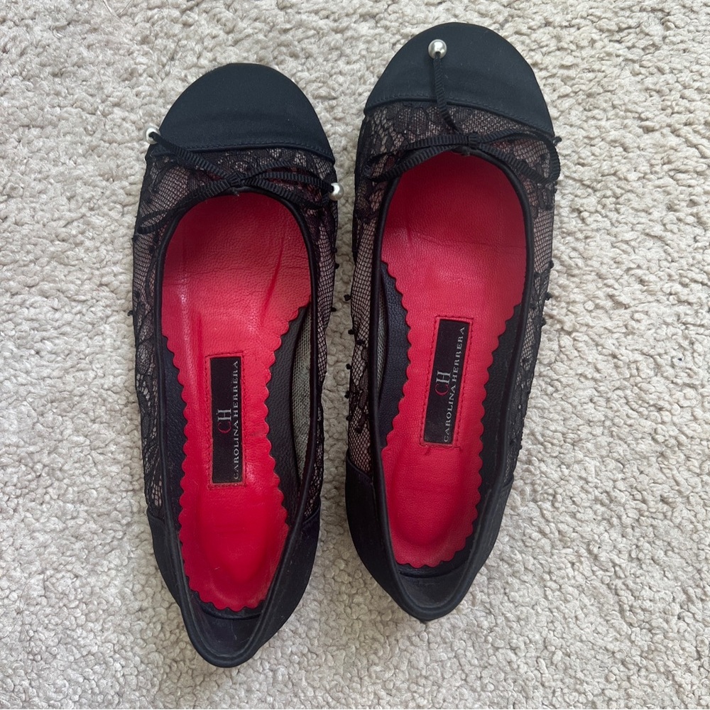 Carolina Herrera girl shoes flat silk/lace black/red insole pearls white size 30